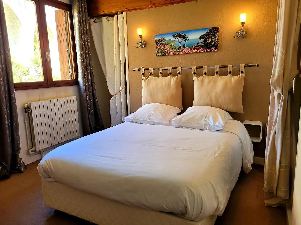 **  Rome Hotel Saint-Nazaire-en-Royans France